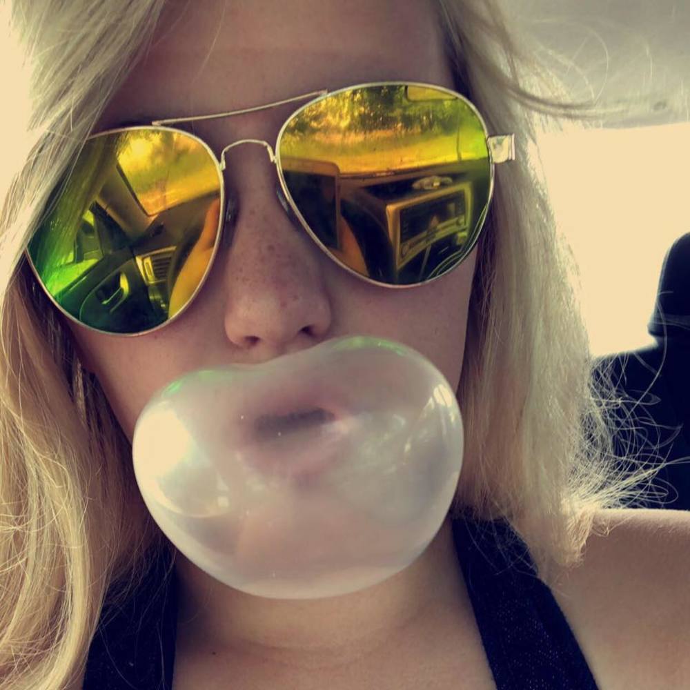 Meet your Posher, Kaia